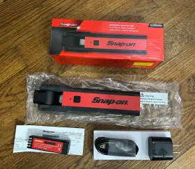 Ecargo68 Snap-on Tools Red Rechargeable Flex Light Flashlight New 600lumens