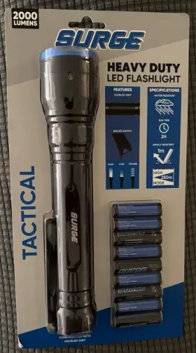 Hhl3065as Surge 2000 Lumen Led Flashlight Ip44 Water/impact Resistant Strobe 9aa
