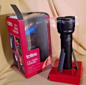 76390-001 Totes 613299100667 Tripod Flashlight 3 In 1 2011 Batt Op Individual Led Rotate Head
