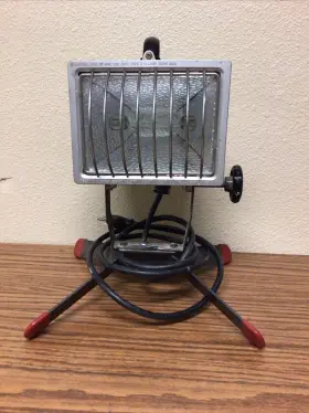 E120560 Underwriters Laboratories Wet Halogen Fixture Fitting Work Light