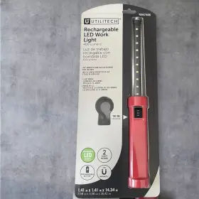 0047406 Utilitech Rechargeable Magnetic Work Light 400 Lumens New