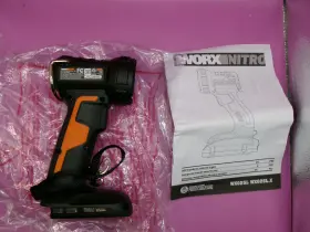 Wx025l Worx 20v Max 20volt Nitro 2 Level Led Work Light Flashlight Flex Head Nob