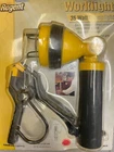 Cooper/regent MCL35 250W Halogen Clamp Light New. Price: $19.99.