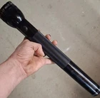 Mag-lite 15 Inches Lonh 6V Aluminum Handheld Cordless Battery Flashlight, Black Used. Price: $18.00.